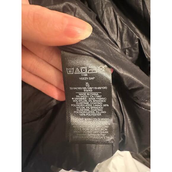 Yeezy x Gap Round Jacket Men's X-Large - Picture 3 of 4